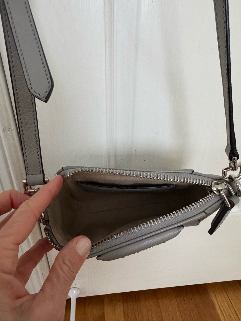 Givenchy Mini Antigona Gray Leather Crossbody Bag - Picture 5 of 6